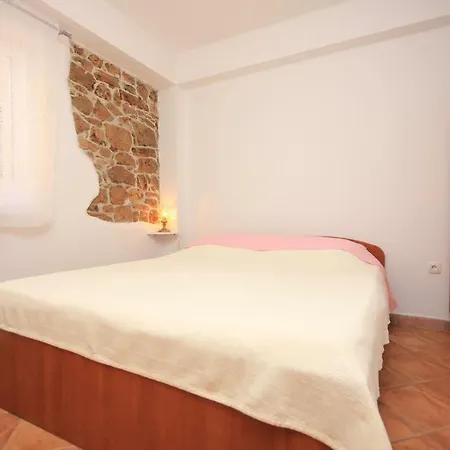 Apartman 8209c