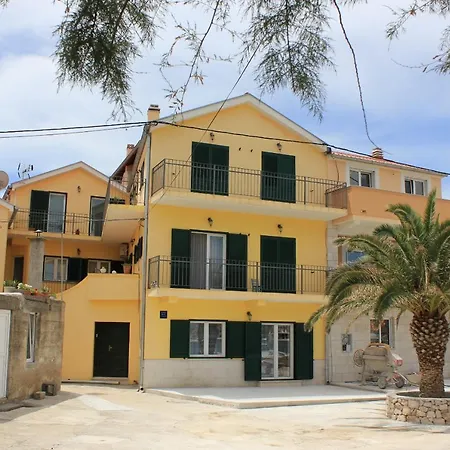 8209a Apartamento *